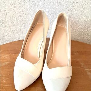 Elegant Cream Women's Pumps